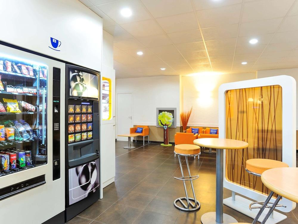 Ibis Budget Lille Gares Vieux-Λιλ Εξωτερικό φωτογραφία