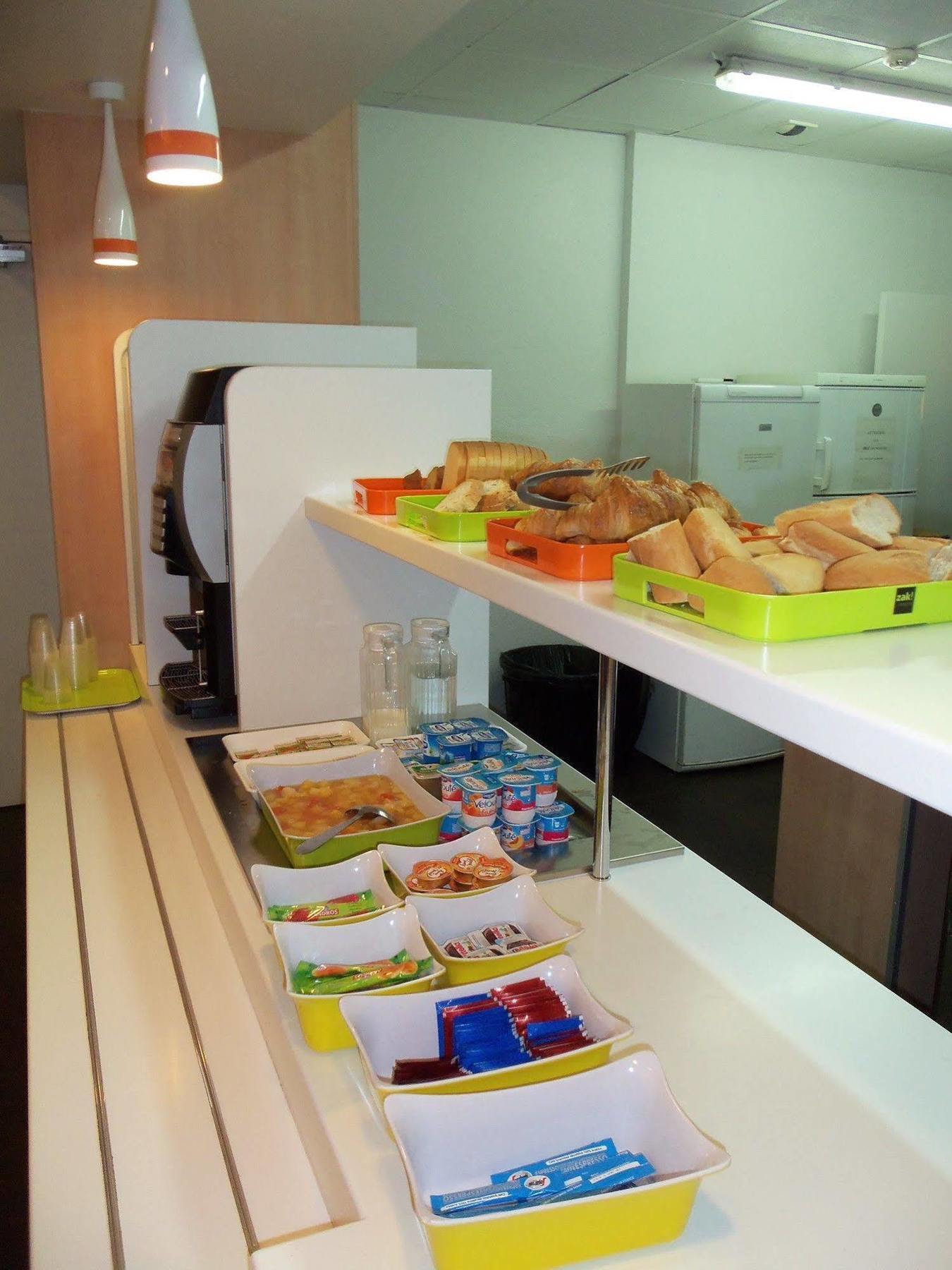 Ibis Budget Lille Gares Vieux-Λιλ Εξωτερικό φωτογραφία